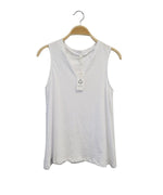 V SHAPE SLEEVELESS TOP
