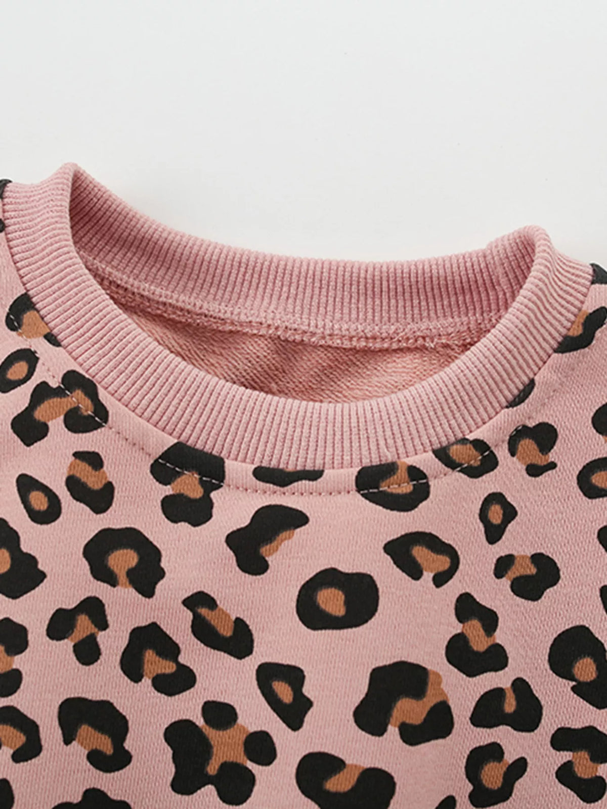 4d6e646c3f244d7cbf3c8ea85ac28acd-Max-Origin