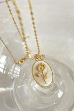 aa7d77822f044bc593d41547c87ea9c5-Max